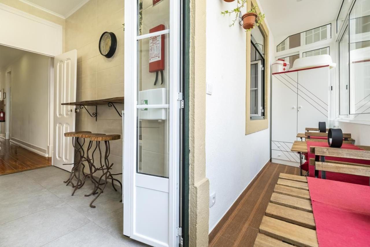 Retro M2 R4 - Lovely Double With Shared Bathroom * Lissabon